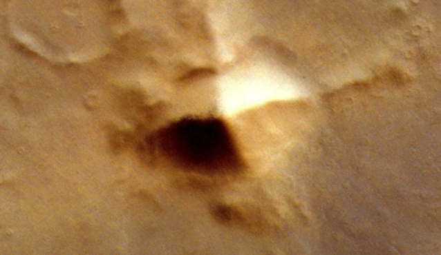 Une pyramide extraterrestre découverte sur Mars