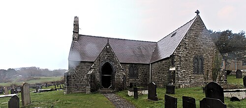 Pays de Galles : un habitant affirme avoir observé un objet argenté accompagné de deux orbes