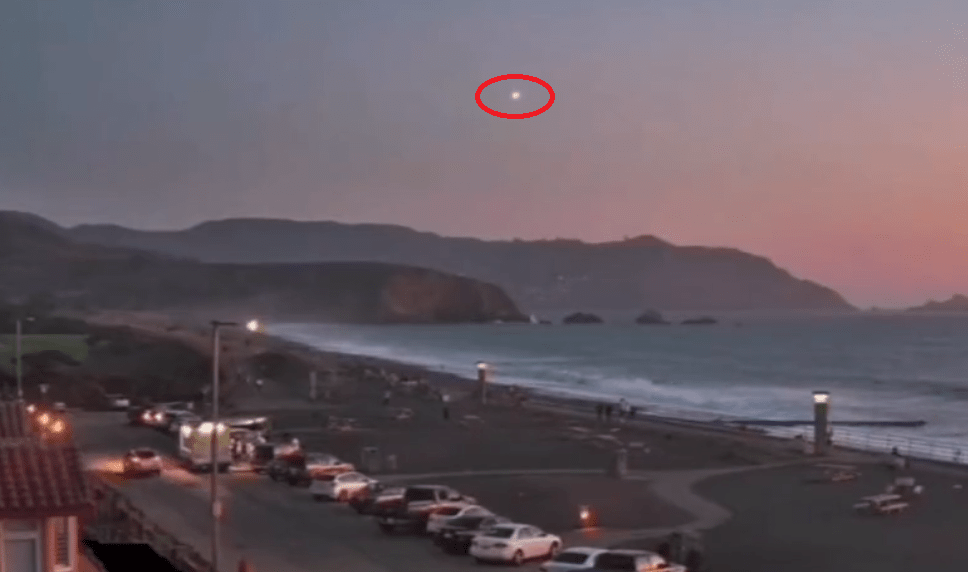 UFO filmed at Mori Point in 2023